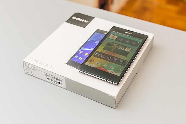 Sony Xperia T3 (3).jpg